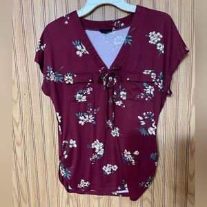 Maroon short sleeve shirt